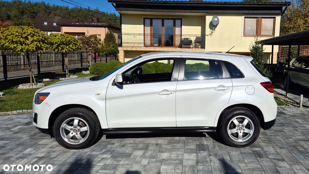 Mitsubishi ASX - 17