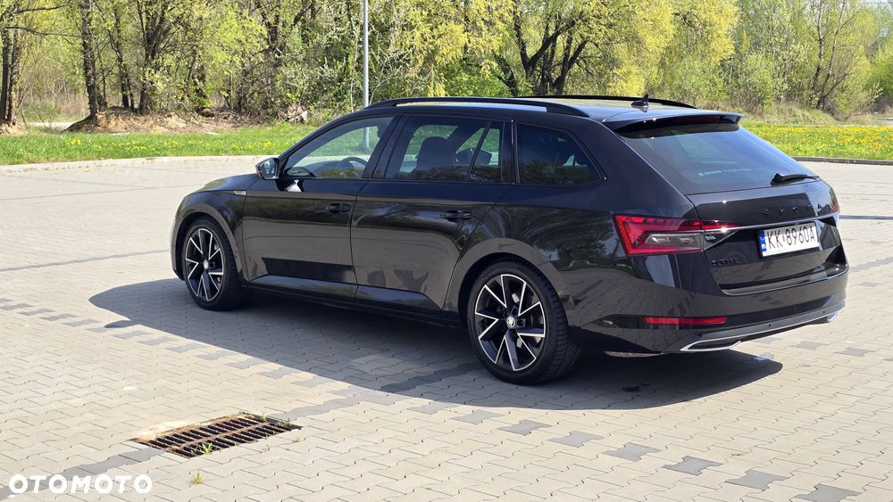 Skoda Superb 2.0 TSI Sportline DSG - 9