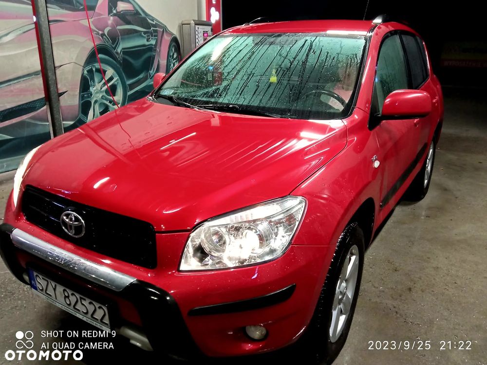 Toyota RAV4 2.2 D-4D Luna - 1