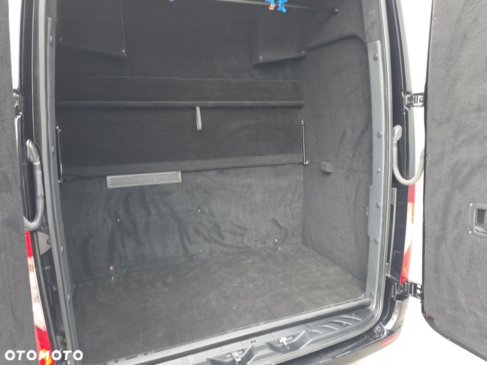 Mercedes-Benz Sprinter Long PRO 9G-Tronic 907.235 - 6