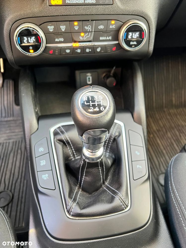 Ford Focus 1.5 EcoBlue Start-Stopp-System ACTIVE - 17