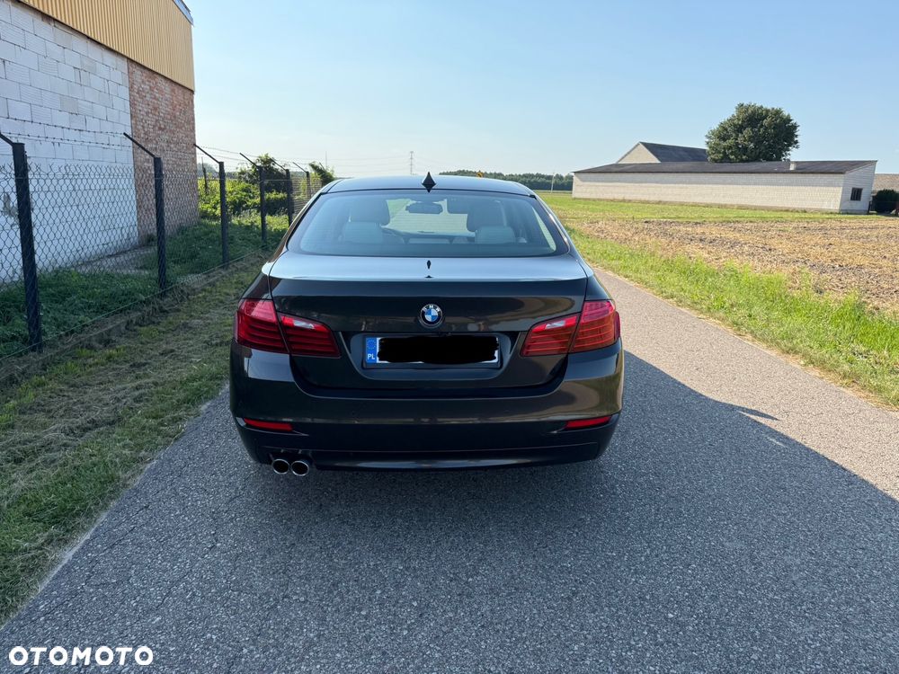 BMW Seria 5 518d Luxury Line - 9