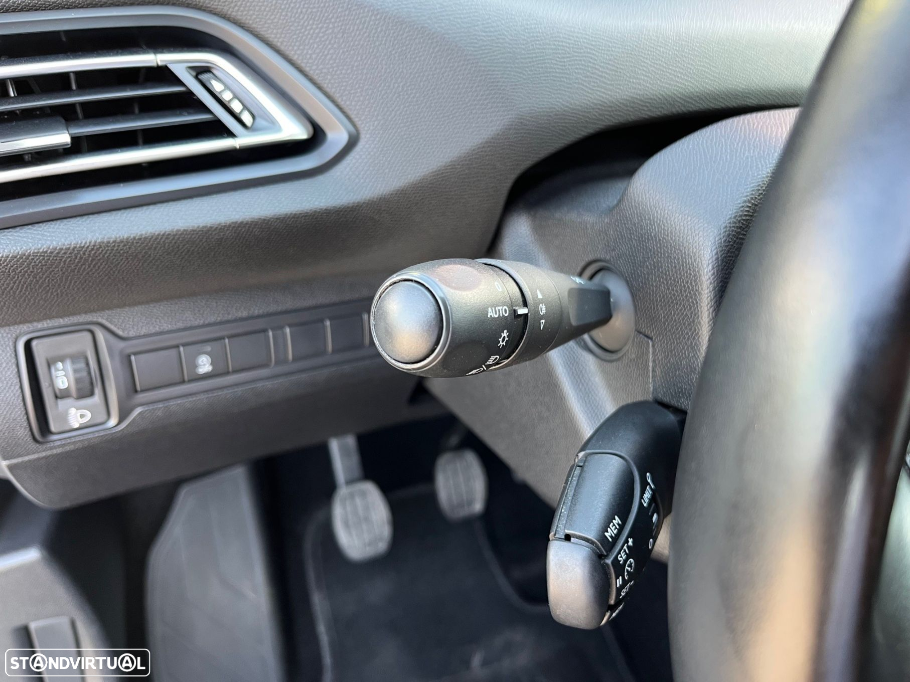 Peugeot 308 1.5 BlueHDi Style - 12