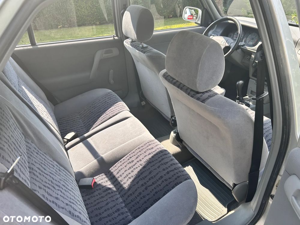 Skoda Felicia 1.6 GLX Gemini - 10