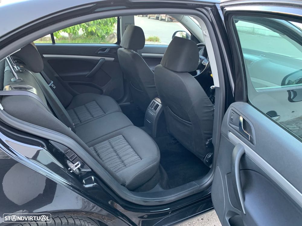 Skoda Octavia 1.6 TDI Ambition - 8