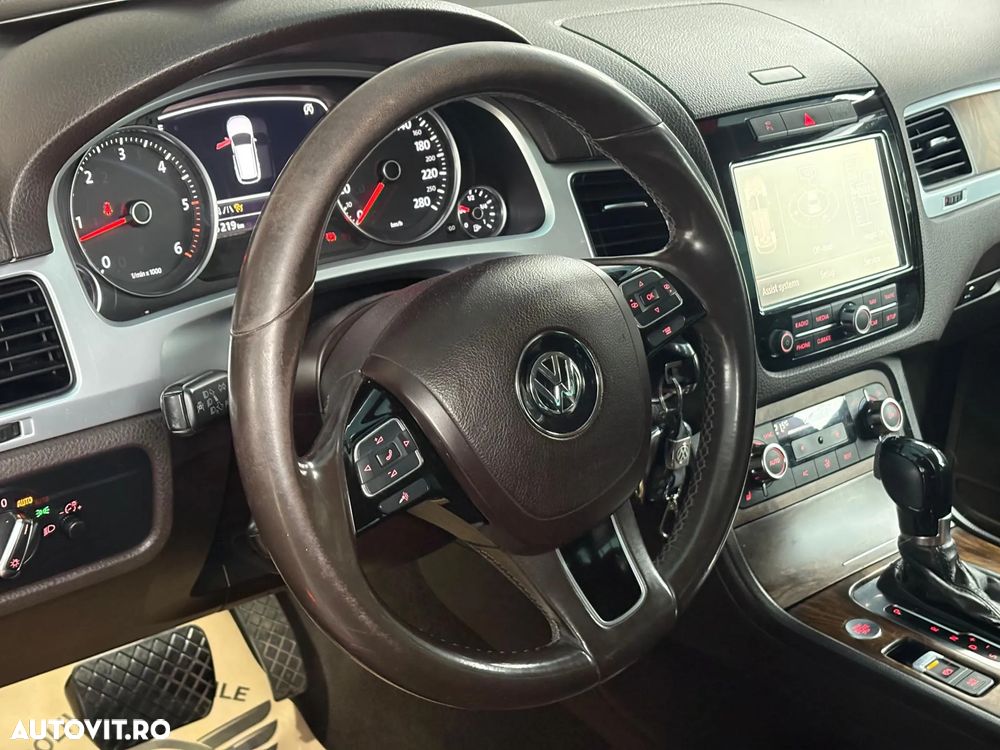 Volkswagen Touareg 3.0 V6 TDI Blue Motion DPF Automatik - 12