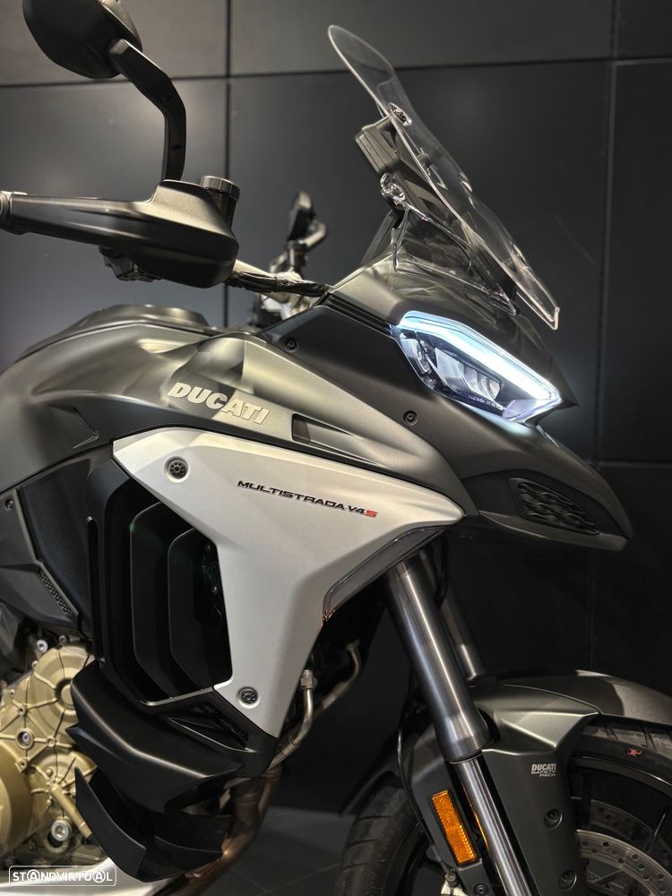 Ducati Multistrada V4 S - 7
