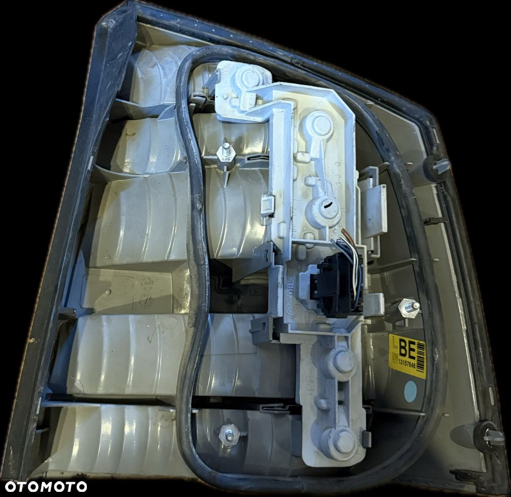 Lampa Tył Tylna Lampa Lewa Vectra C dymiona GTS 13157646 - 2