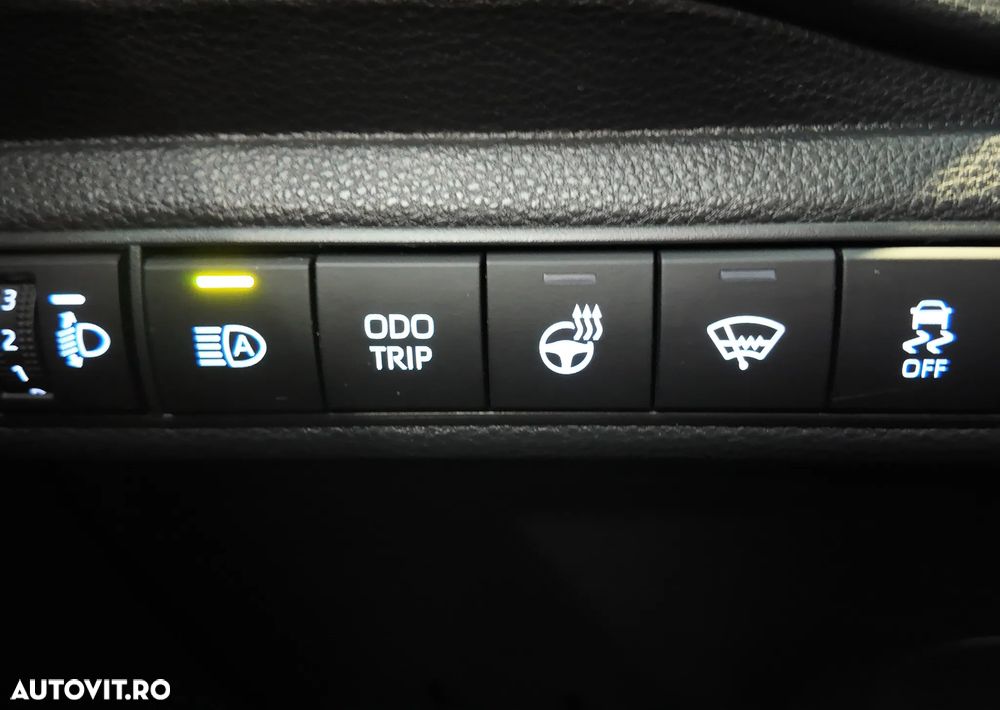 Toyota Corolla - 15