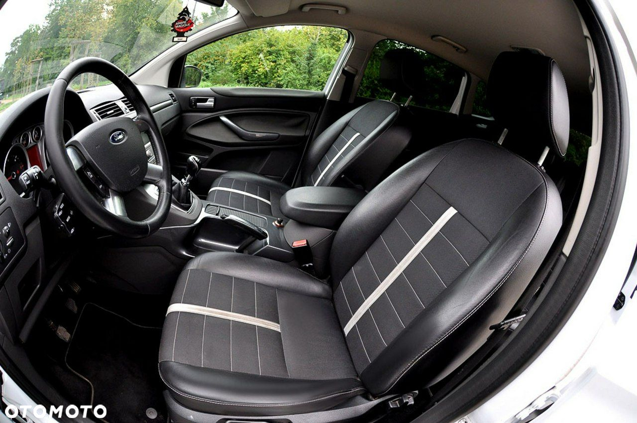 Ford Kuga 2.0 TDCi 2x4 Champions Edition - 6
