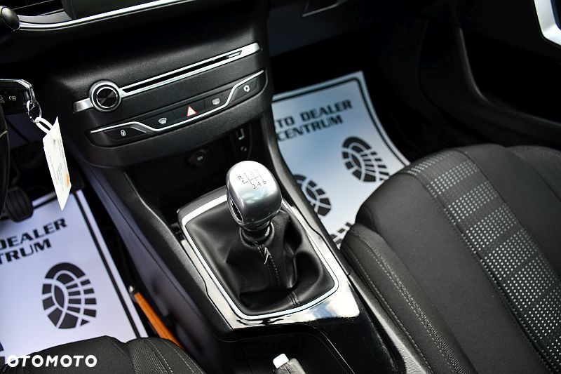 Peugeot 308 BlueHDi 120 Stop & Start Allure - 16