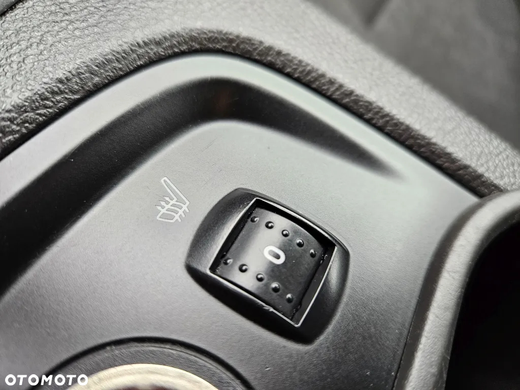 Ford Focus 1.6 EcoBoost Edition - 16