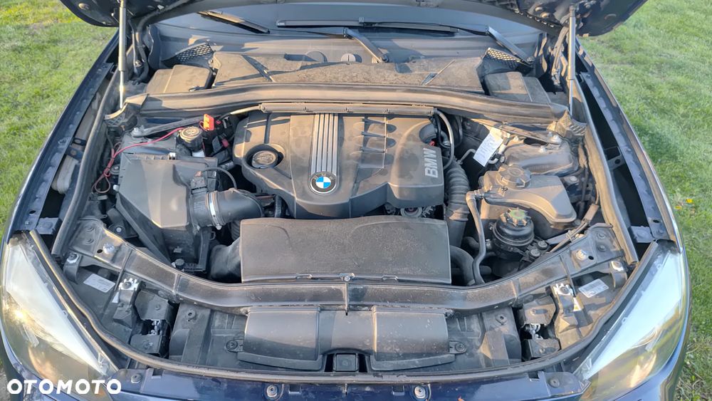 BMW X1 sDrive18d Sport Line - 29