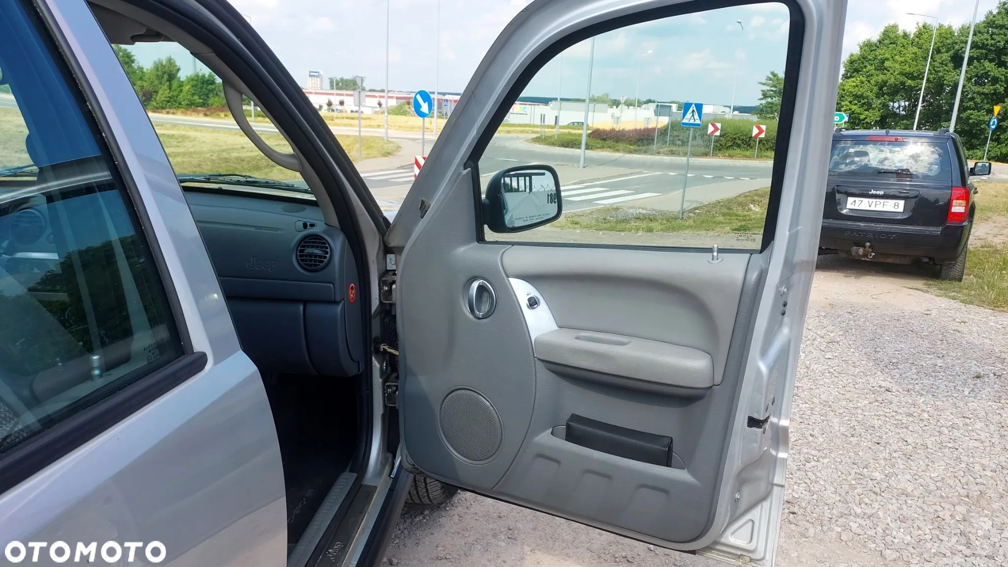 Jeep Cherokee 3.7L Limited - 13