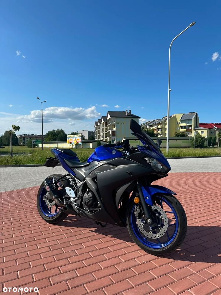 Yamaha R3 - 15