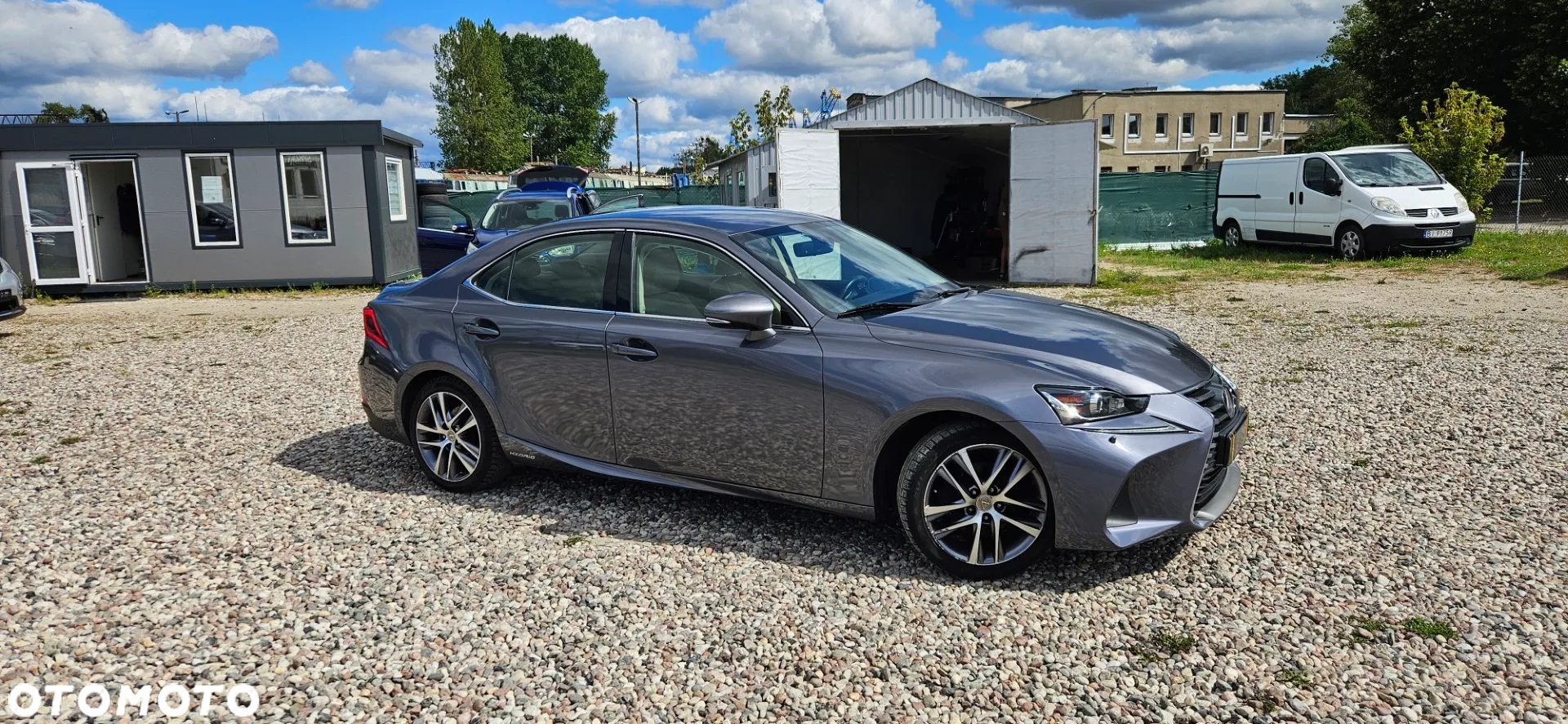 Lexus IS 300h Business Edition - 3
