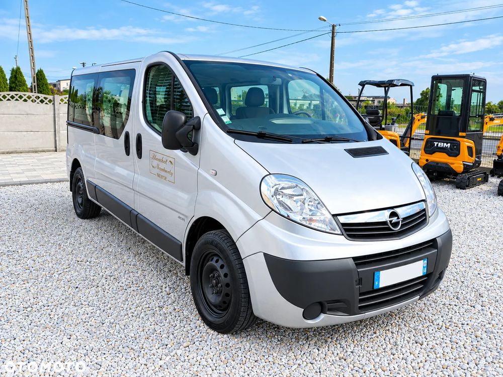 Opel Vivaro - 1