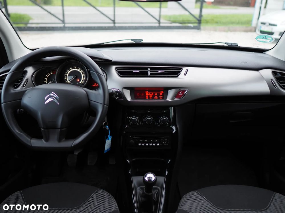 Citroën C3 Pure Tech VTi 82 Exclusive - 29