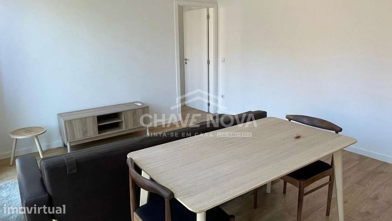 Apartamento T1 contemporâneo na Rua Santos Pousada, Bonfim | Porto - Grande imagem: 3/8