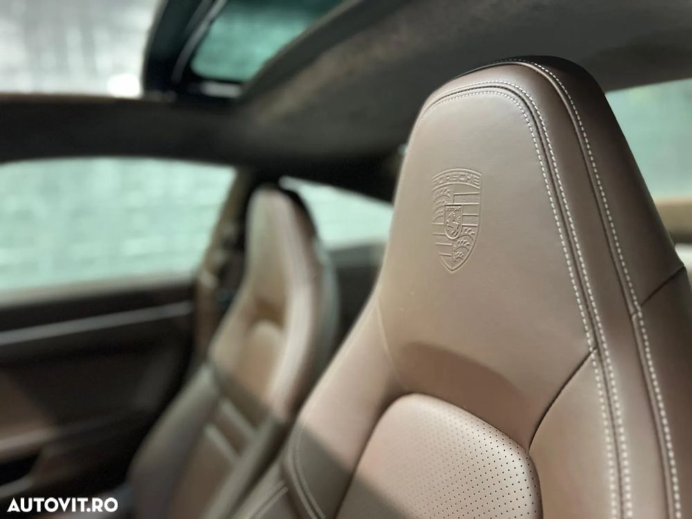 Porsche 911 Carrera 4S PDK - 20