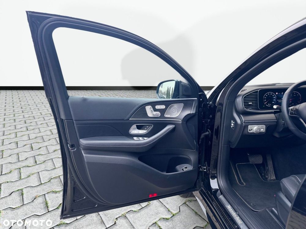 Mercedes-Benz GLE - 11