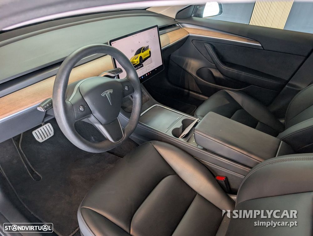 Tesla Model 3 - 2