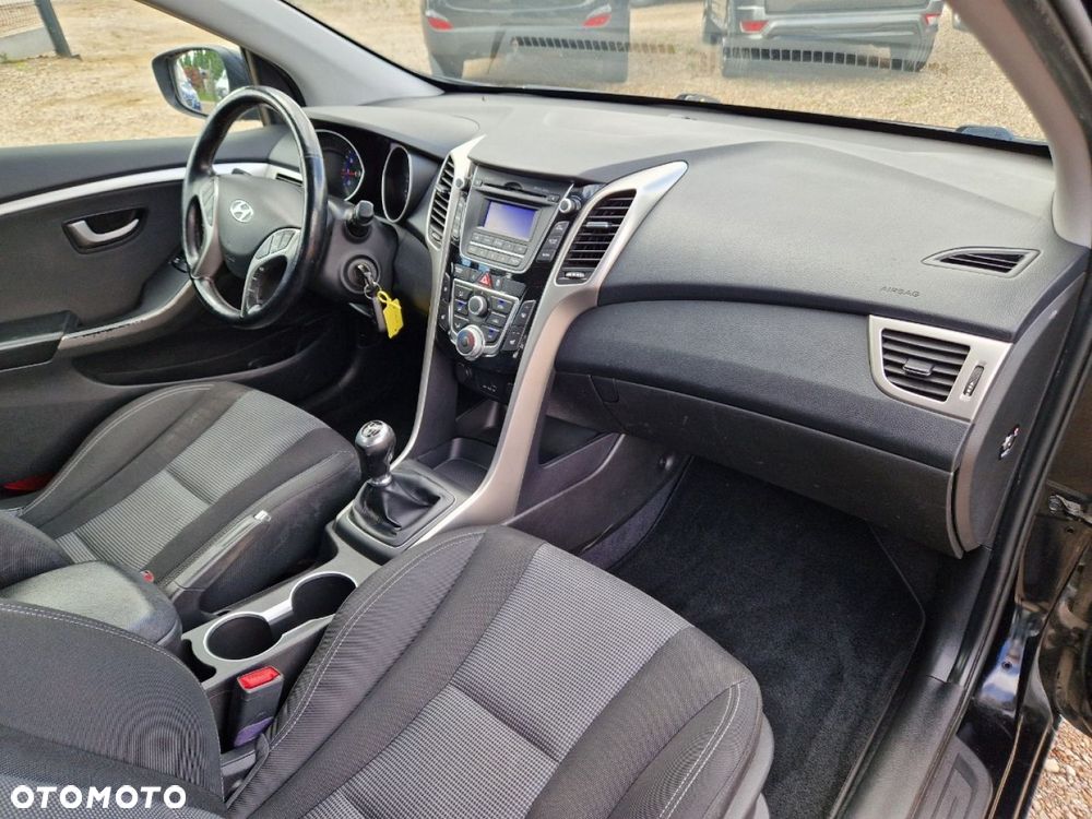 Hyundai i30 1.6 GDI Style - 19