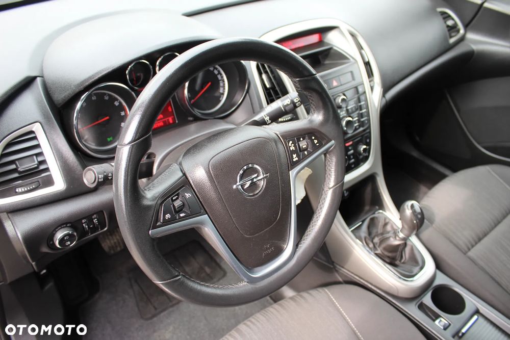 Opel Astra 1.6 Design Edition - 13