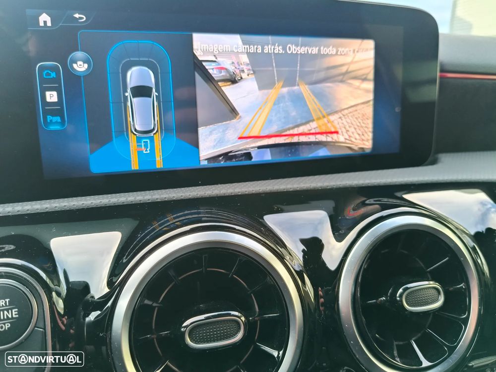 Mercedes-Benz A 250 e 8G-DCT AMG Line - 4