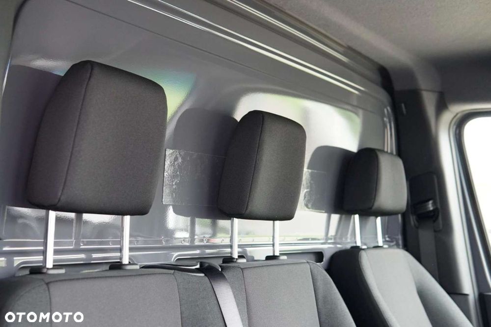Mercedes-Benz Sprinter - 18