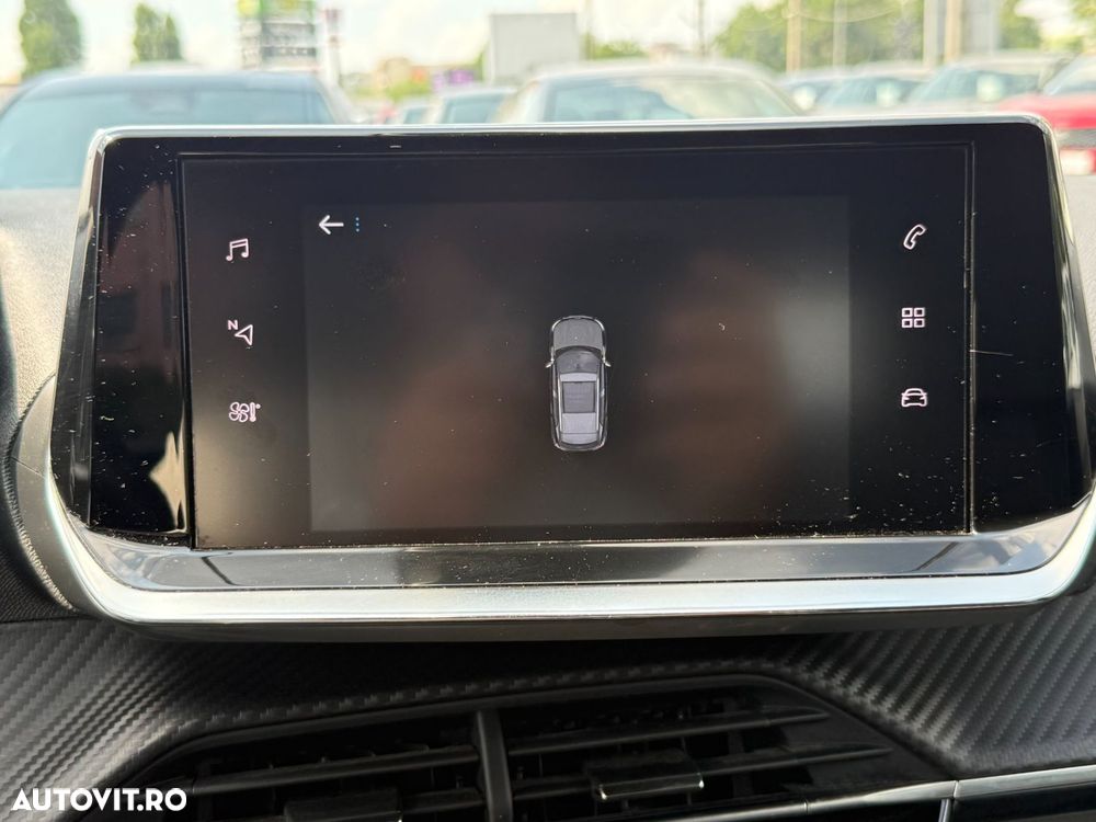 Peugeot 2008 1.2L PureTech 130 S&S EAT8 Allure - 23
