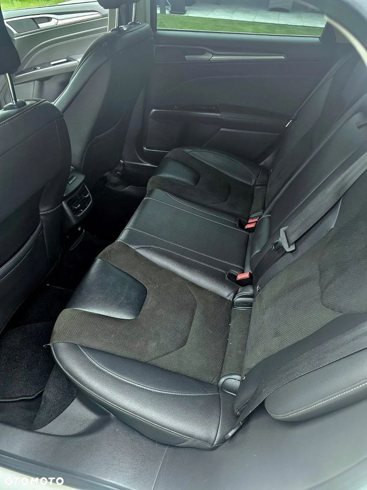 Ford Mondeo 2.0 TDCi Bi-Turbo ST-Line PowerShift - 5