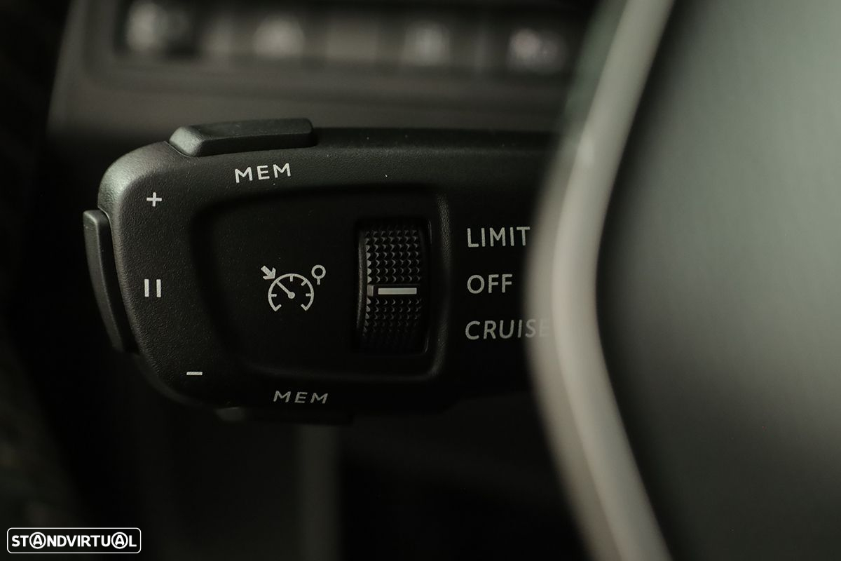 Peugeot 3008 1.6 Hybrid Allure e-EAT8 - 16