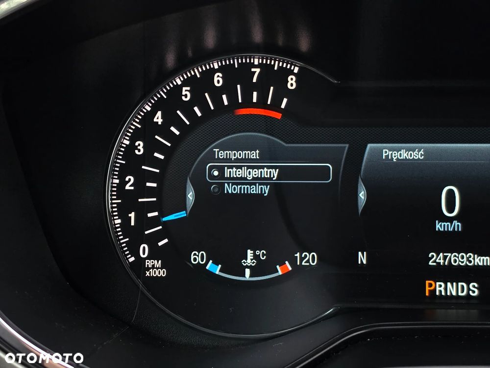 Ford Mondeo Vignale 2.0 EcoBoost - 32