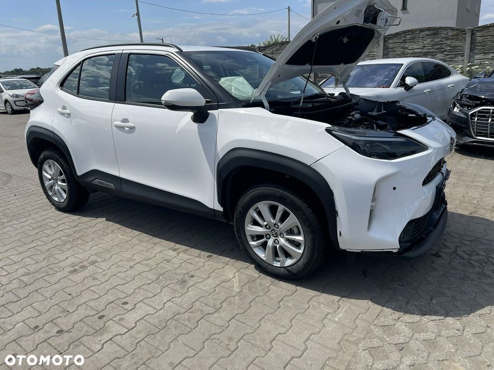 Toyota Yaris Cross Hybrid 1.5 Comfort AWD - 2