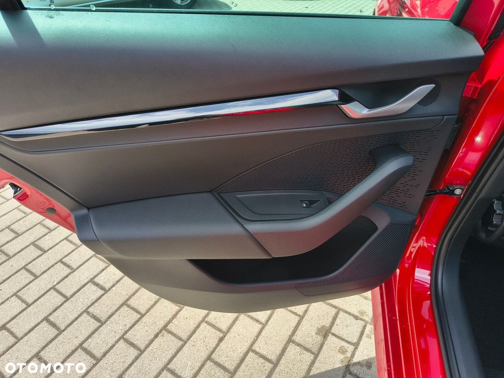 Skoda Octavia 1.5 TSI mHEV Sportline DSG - 18