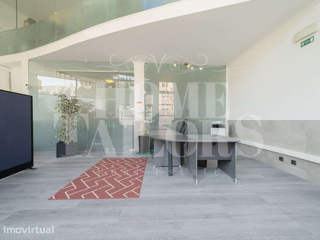 Espaço comercial para arrendamento no Alto de Santa Catarina, em Li... - Grande imagem: 3/33