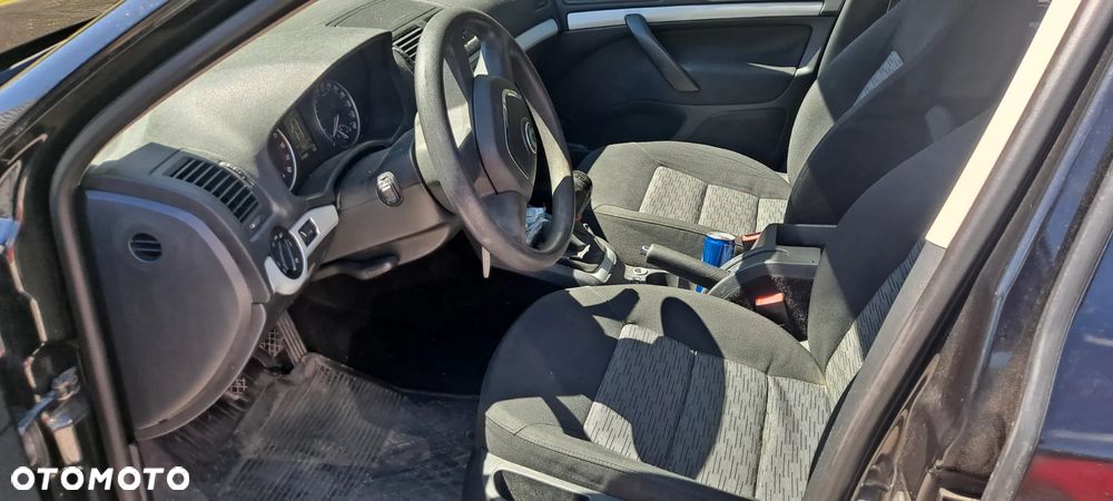 Skoda Octavia 2.0 TDI DPF Ambiente - 11
