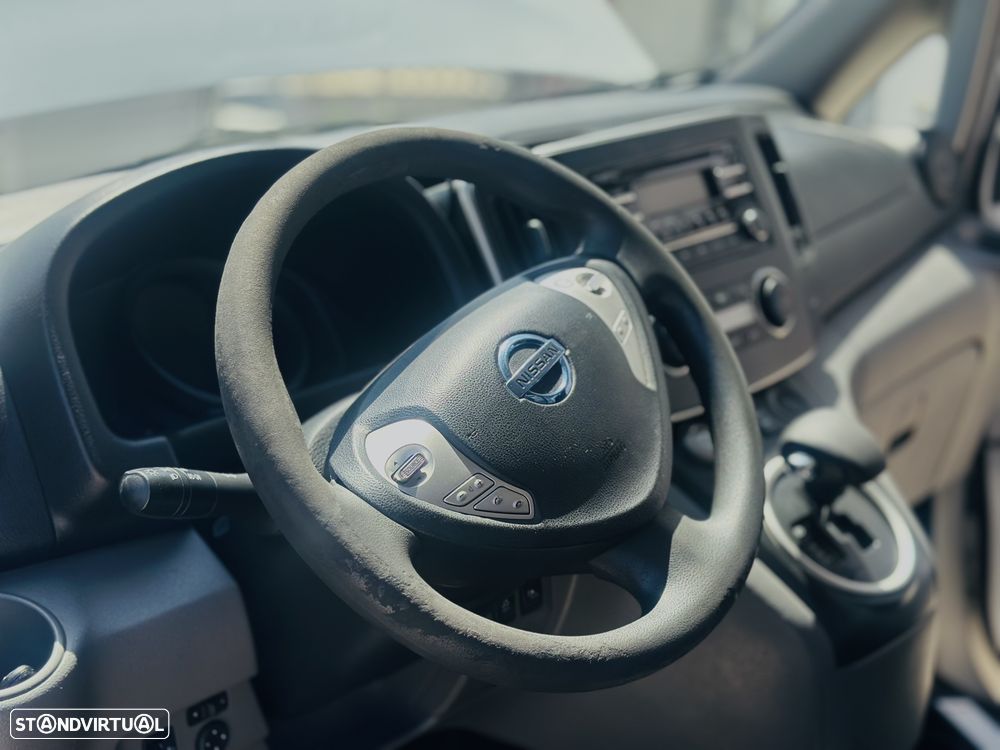 Nissan e-nv200 - 11