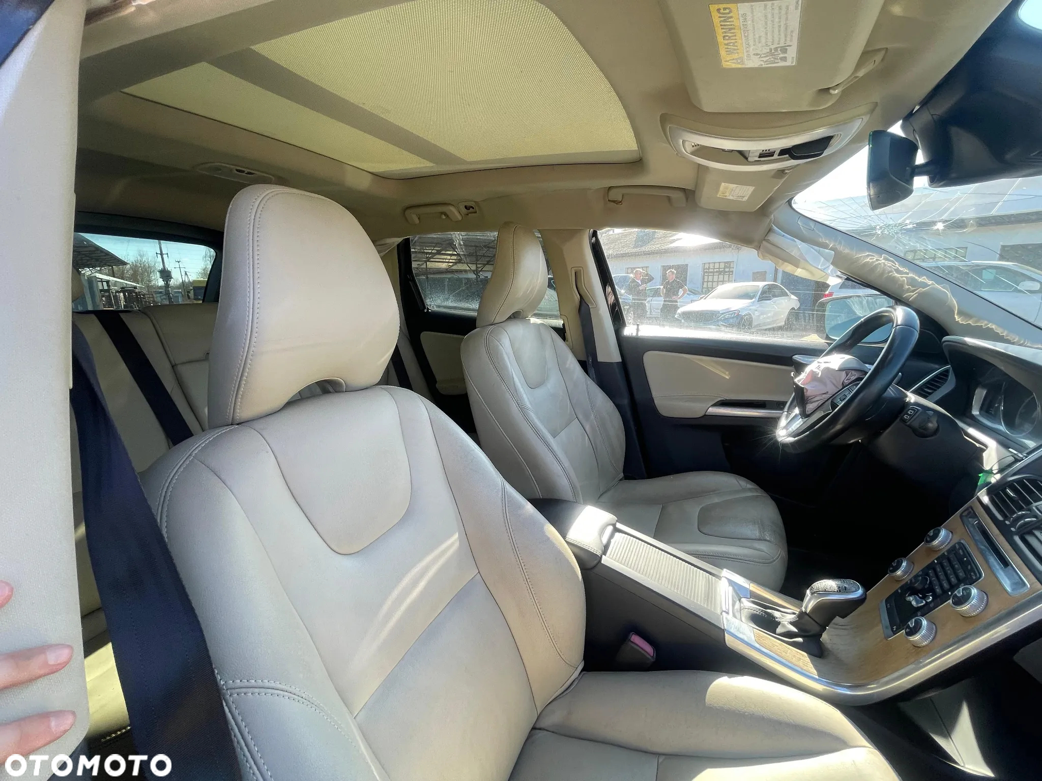 Volvo XC 60 T6 AWD Momentum - 10