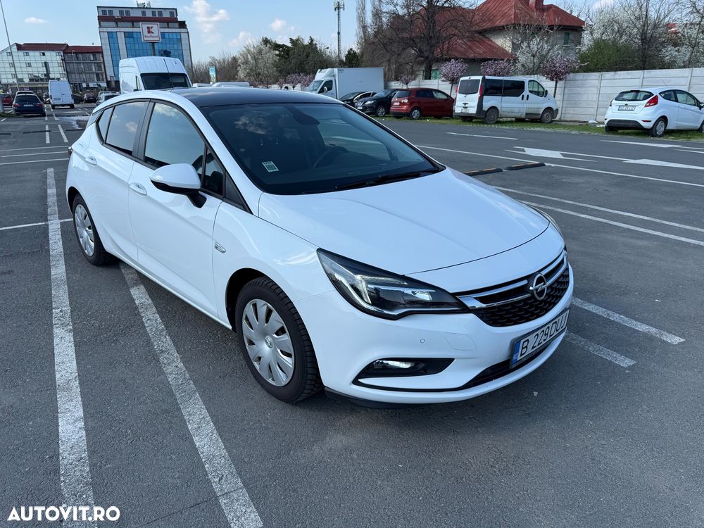 Opel Astra 1.4 Turbo ECOTEC Enjoy - 1