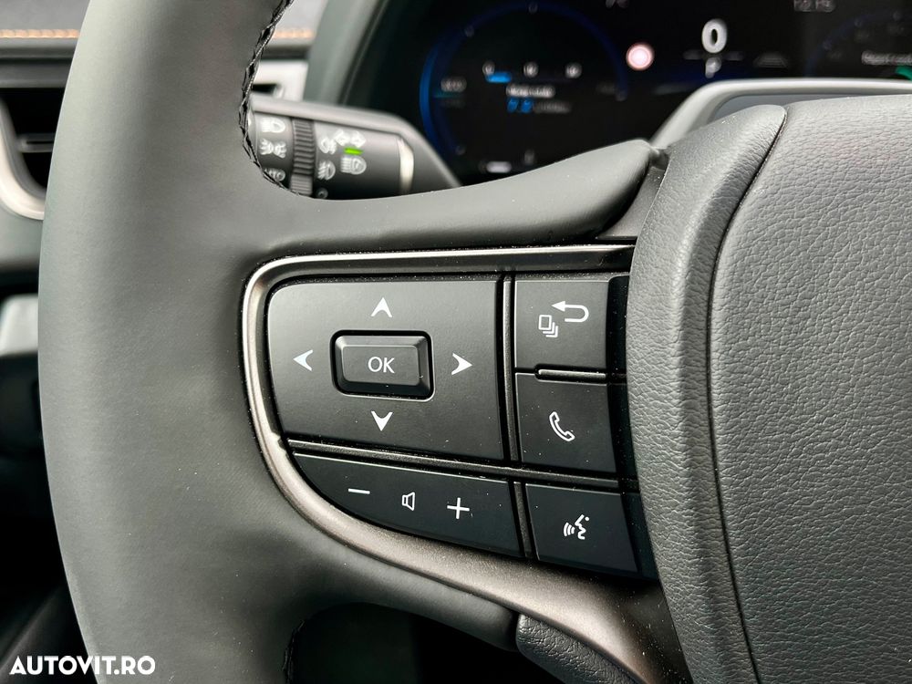 Lexus UX 300h F SPORT Design - 30