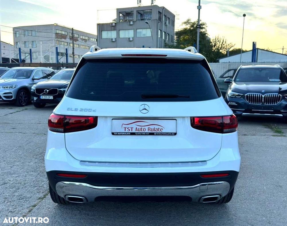 Mercedes-Benz GLB - 7