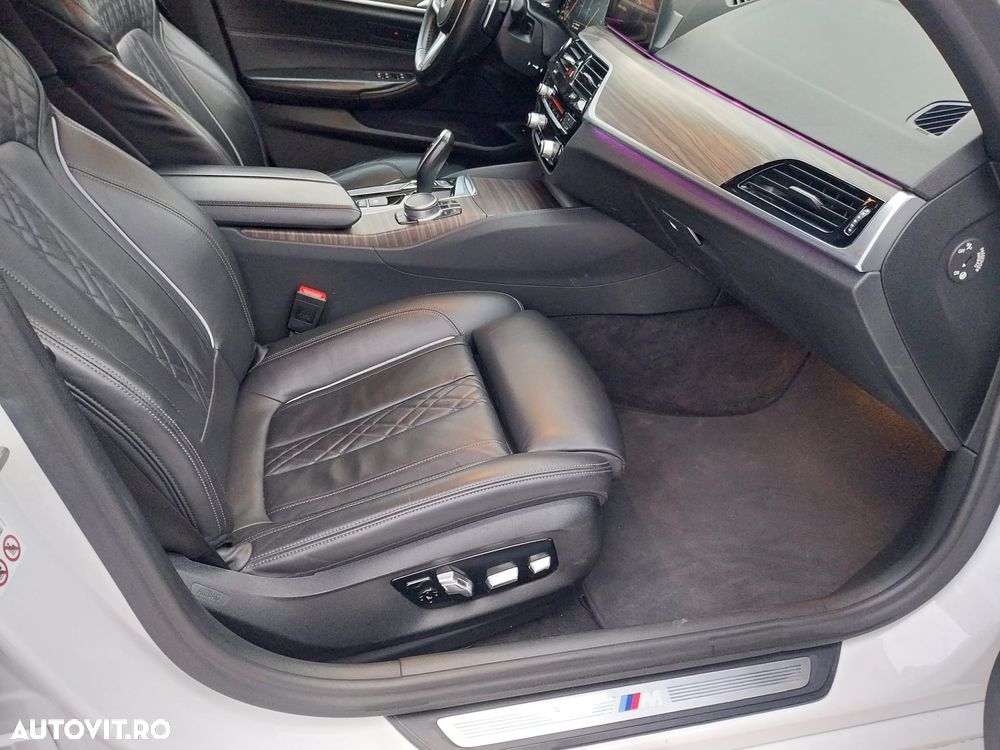 BMW Seria 5 520d Aut. Luxury Line - 13