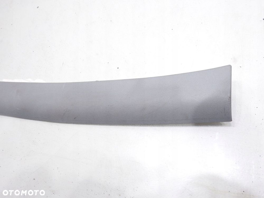 LISTWA PODSUFITKI TYŁ OPEL ASTRA H KOMBI - 2