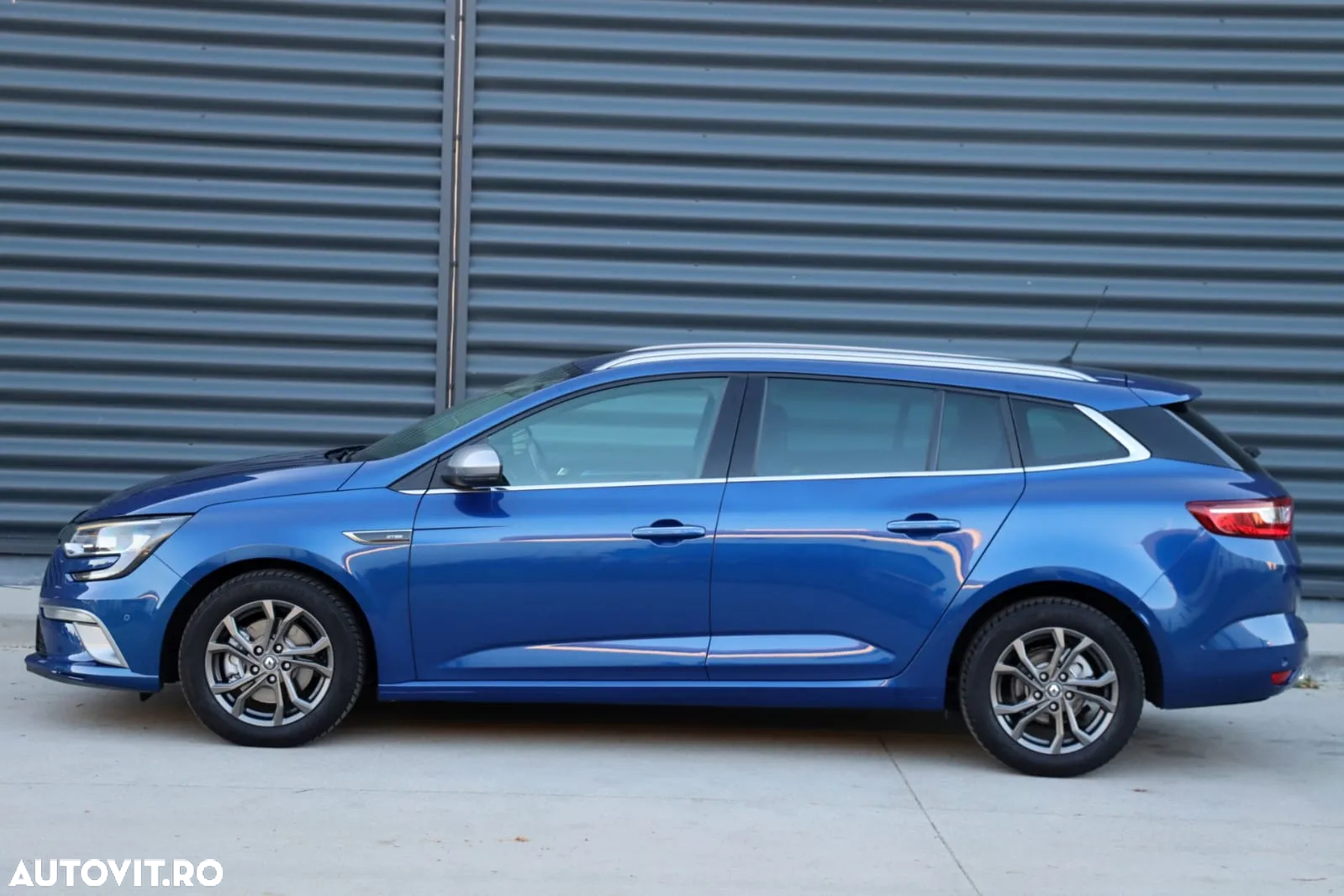 Renault Megane Grandtour BLUE dCi 150 EDC BOSE EDITION - 10