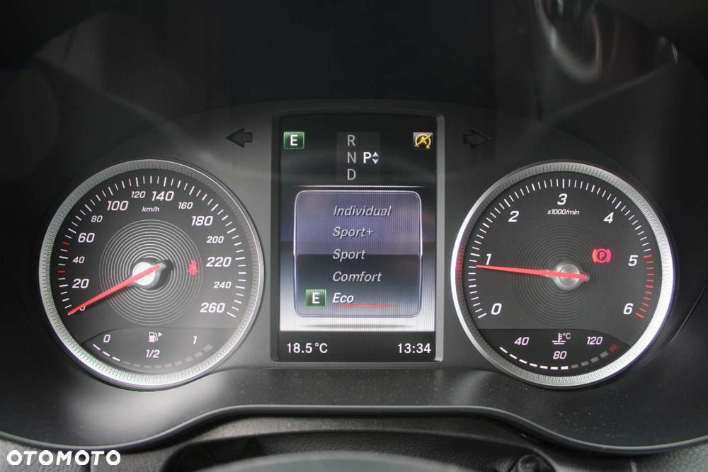 Mercedes-Benz Klasa C 200 (BlueTEC) d 7G-TRONIC Avantgarde - 26