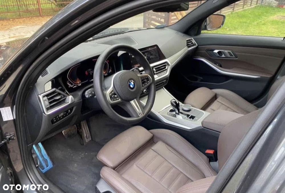 BMW Seria 3 330i xDrive M Sport sport - 7