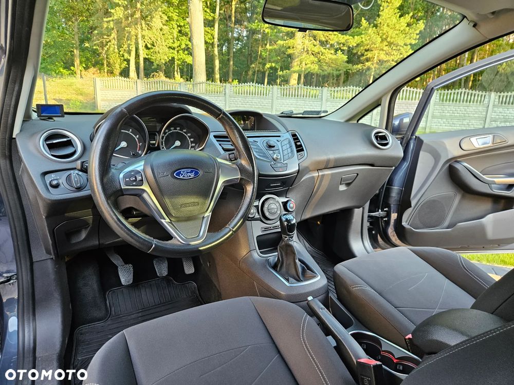 Ford Fiesta 1.4 Trend - 14
