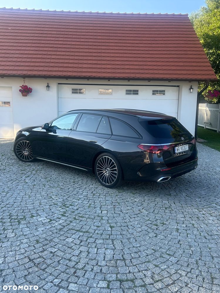 Mercedes-Benz Klasa E 200 mHEV 4-Matic AMG 9G-Tronic - 9